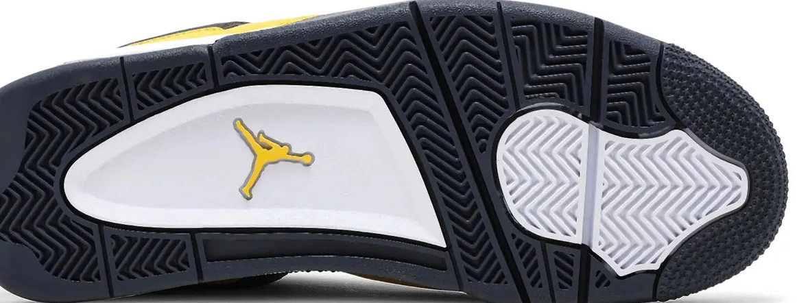 4 Jordan 'Lightning' Air 2021 Retro 0517